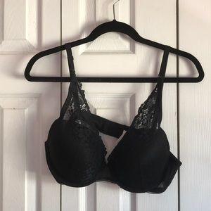 Black lace push-up bra